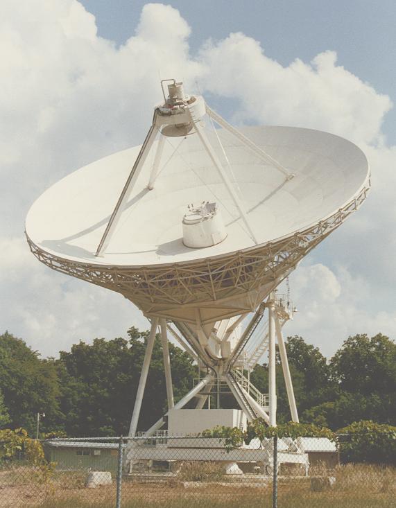 VLBA antenna at
North Liberty, Iowa