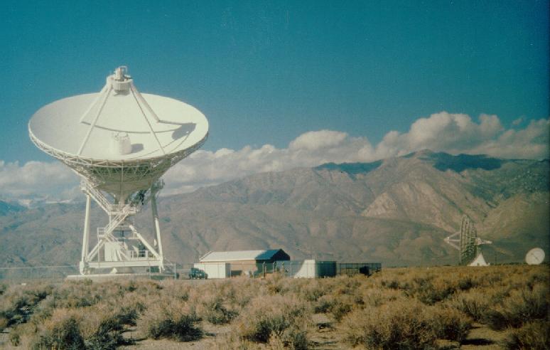VLBA antenna at Owens Valley, California